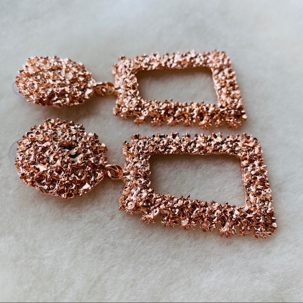 :: Rose Gold Textured Statement Earrings :: - Picture 3 of 7